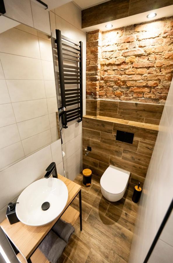 Krzywa Apartment *